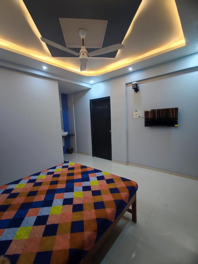 Sukhakarta Holiday Home อลีบาก ภายนอก รูปภาพ