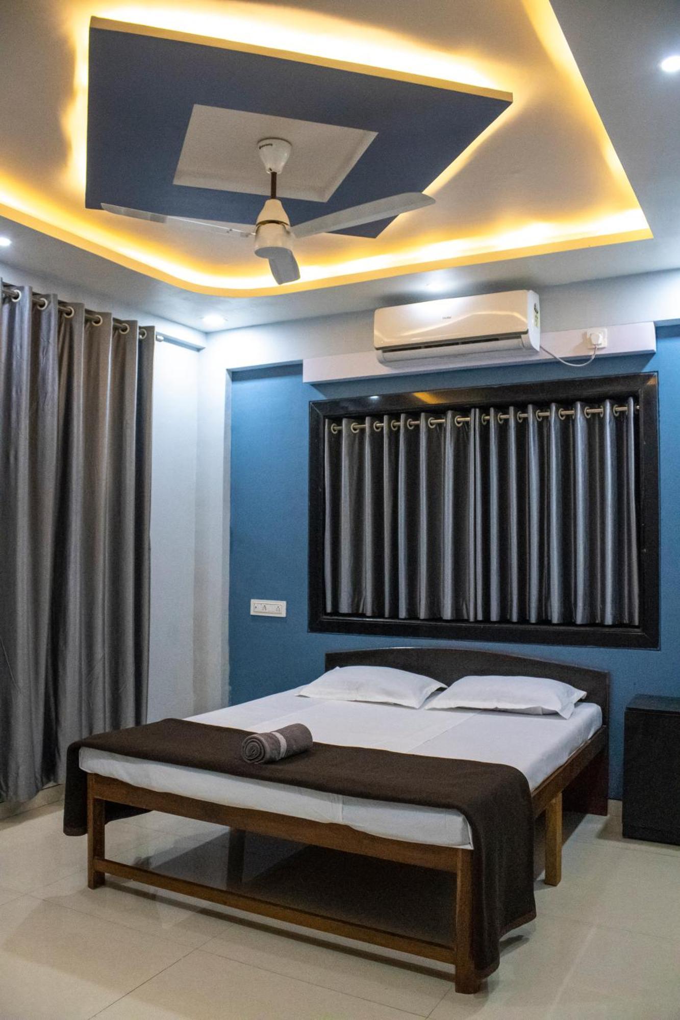 Sukhakarta Holiday Home อลีบาก ภายนอก รูปภาพ
