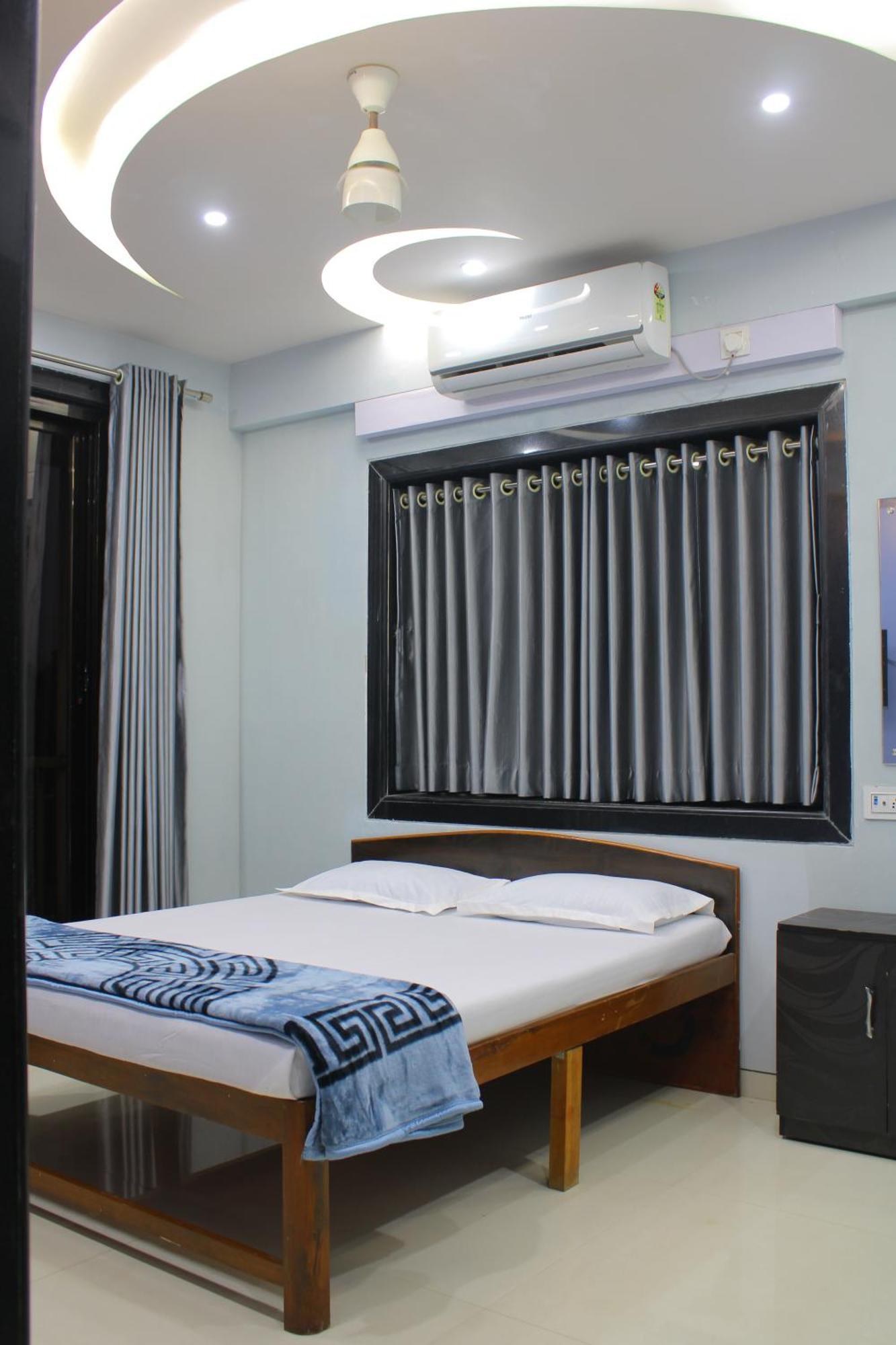 Sukhakarta Holiday Home อลีบาก ภายนอก รูปภาพ